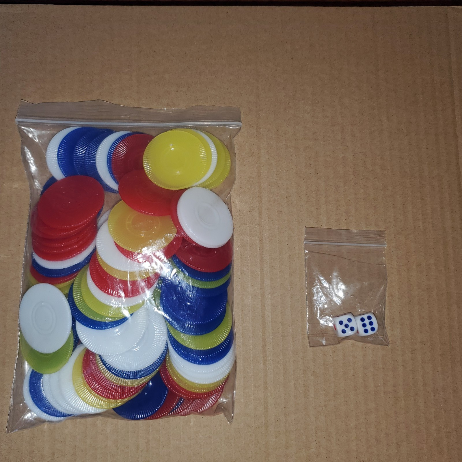 New (Open Box See Pic) CHH The Racing Horse Game Wooden Board NIB Thoroughbred.