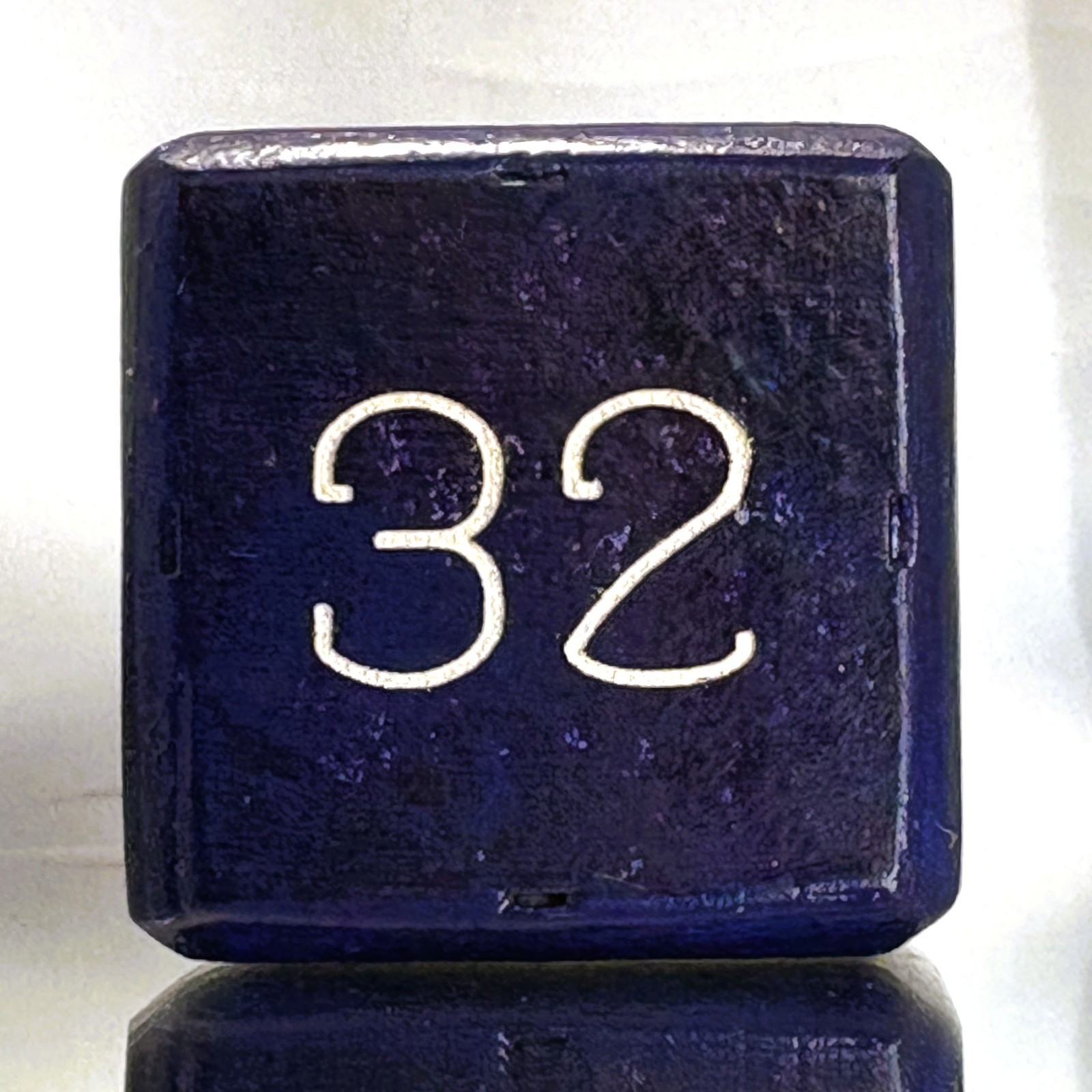 Stellar Stories – Where Games Meet Galaxy – Backgammon Doubling Cube 36mm
