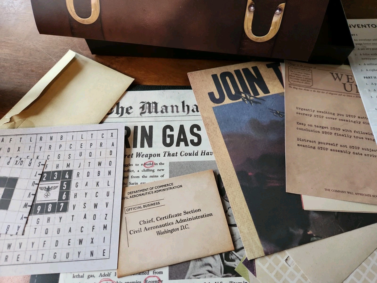 Puzzling Pursuits The Fifth Column Mystery Game Complete