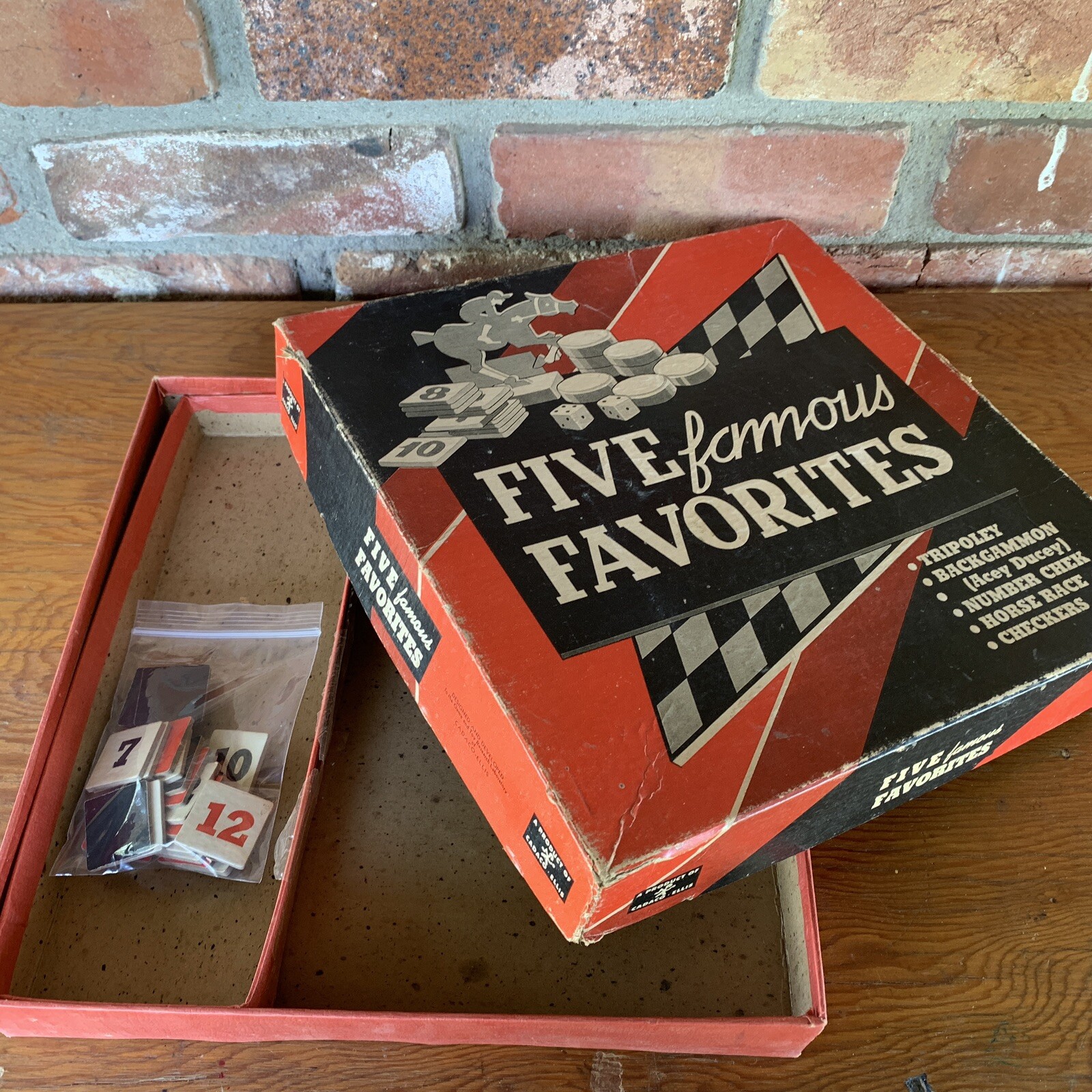 Vtg Game BOX ONLY prop Five Famous Favorites 1943 Horse Race Casino Game Rm Wall
