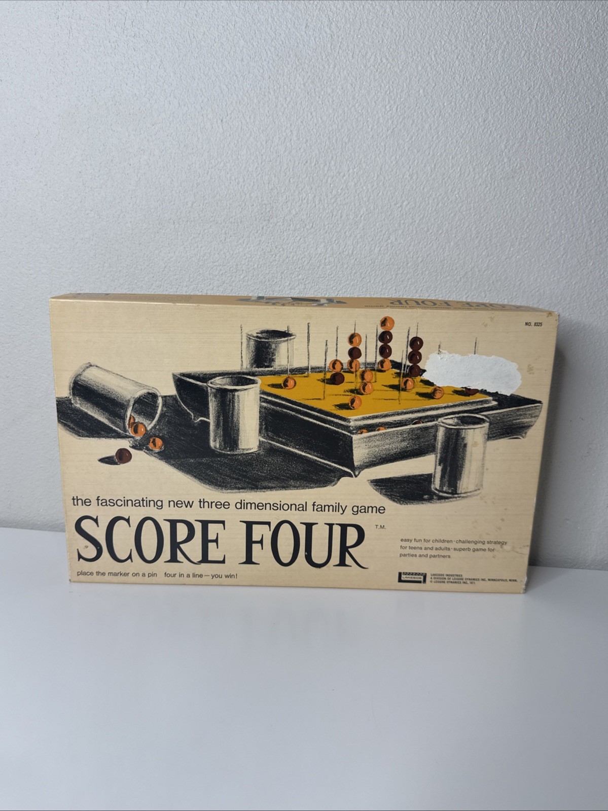 VTG Score Four Family 3 Dimensional Board Game 1971 USA 2-8 Players Complete!