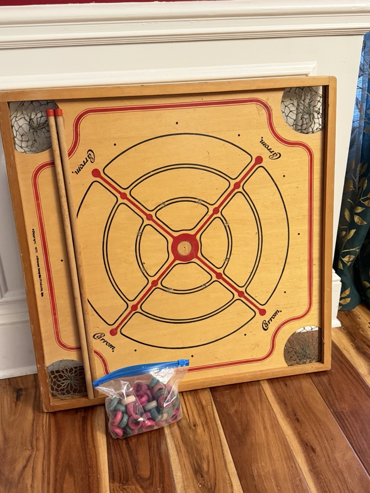 Carrom Wooden Double-Sided Game Board Complete Set w/ Cues & Rings Vintage 1970