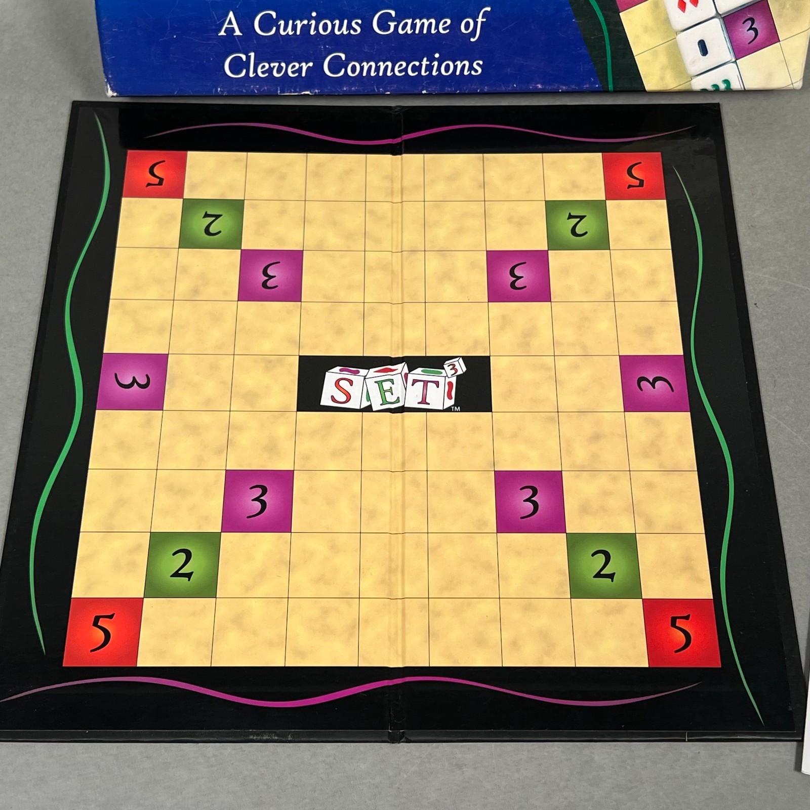 SET Cubed Abstract Strategy Dice Board Game SET Enterprises 2007 Complete NICE