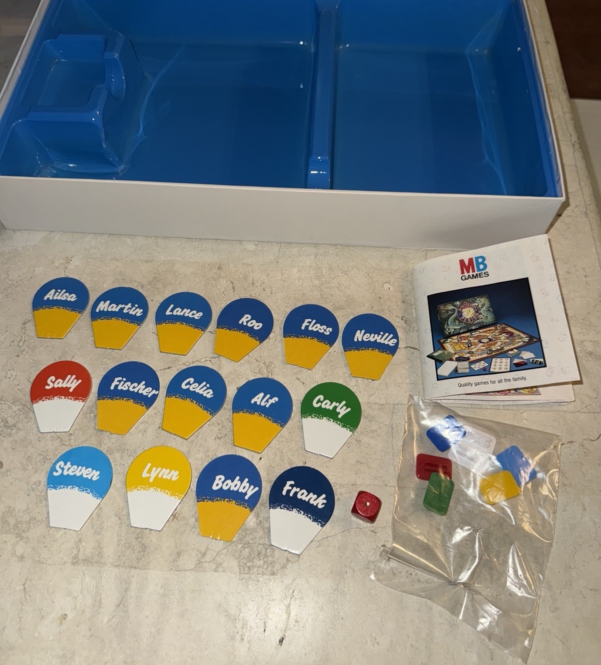 Home & Away Australian TV Show Board Game W/Characters From Summer Bay Complete