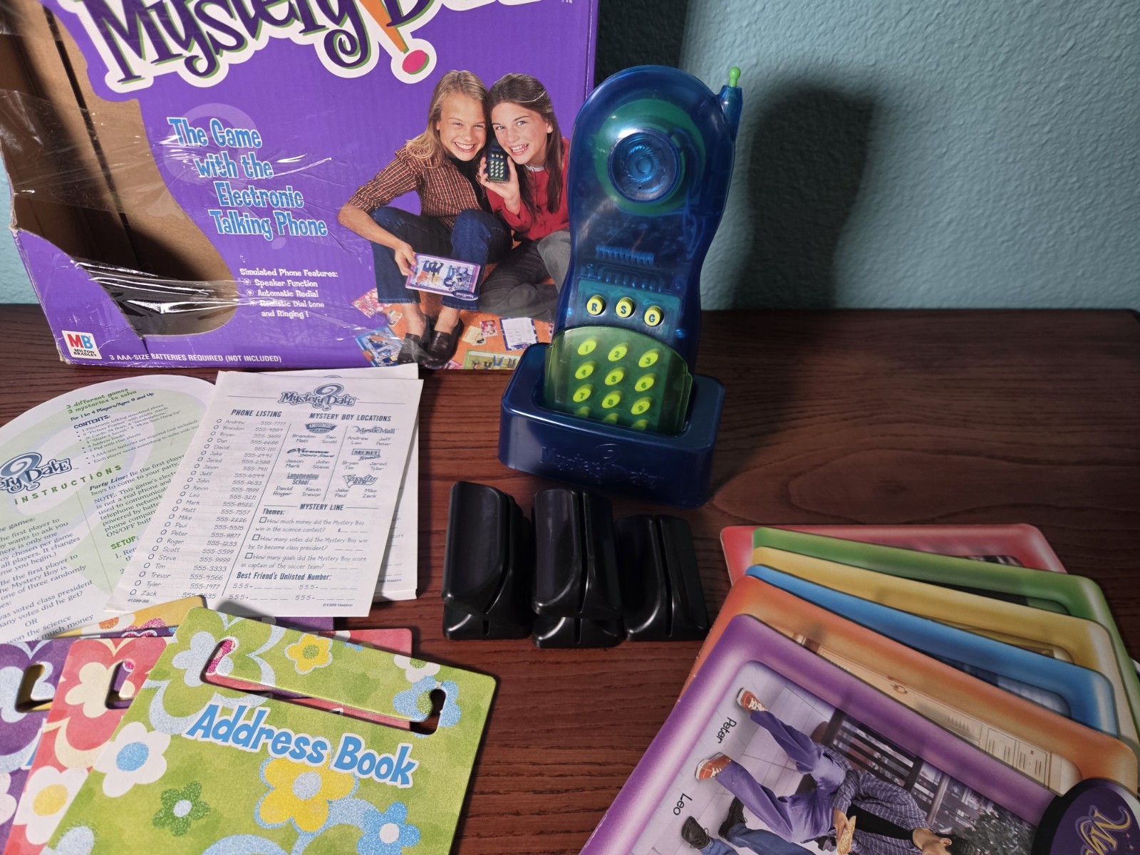 Mystery Date Electronic Talking Phone Game 2000 Missing One Card Holder