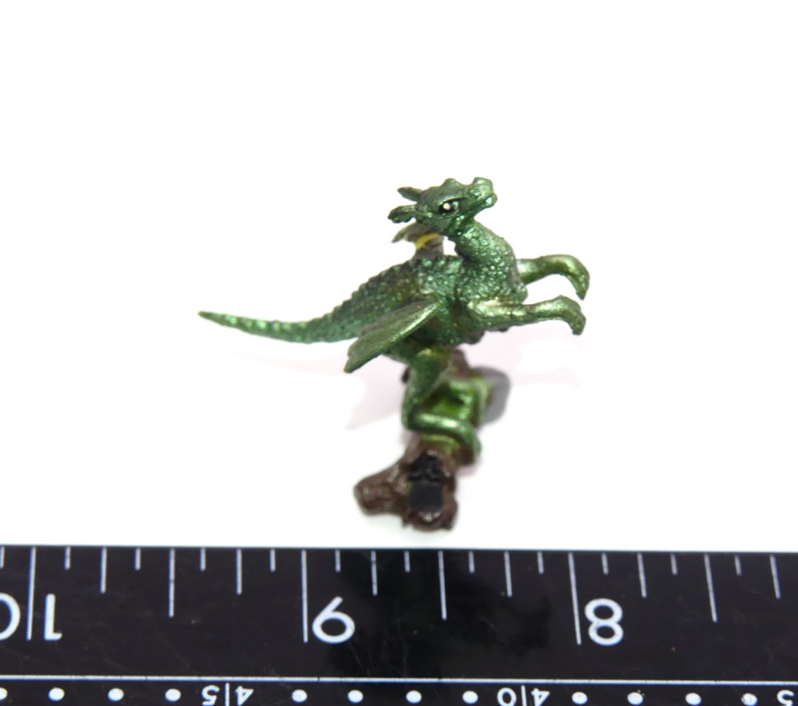 2006 Dragonology Board Game Marsupial Australia Dragon Figure Part Only 2003