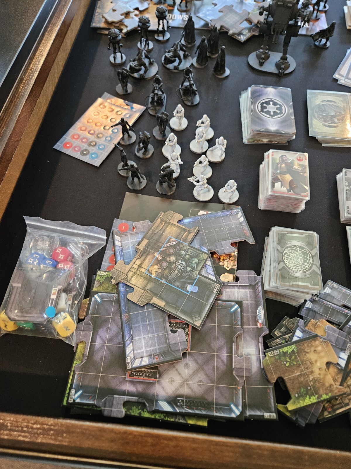 Imperial Assault Collection Twin Shadows Tyrants Of Lothal Hero And Villains Exp