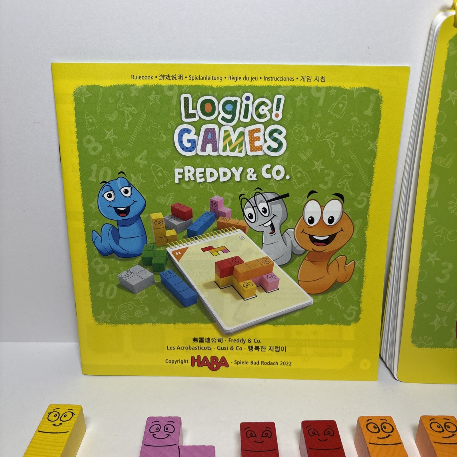 Logic! Games Happy Worms Logic Block Game HABA PLAY – STEM & Spatial Awareness