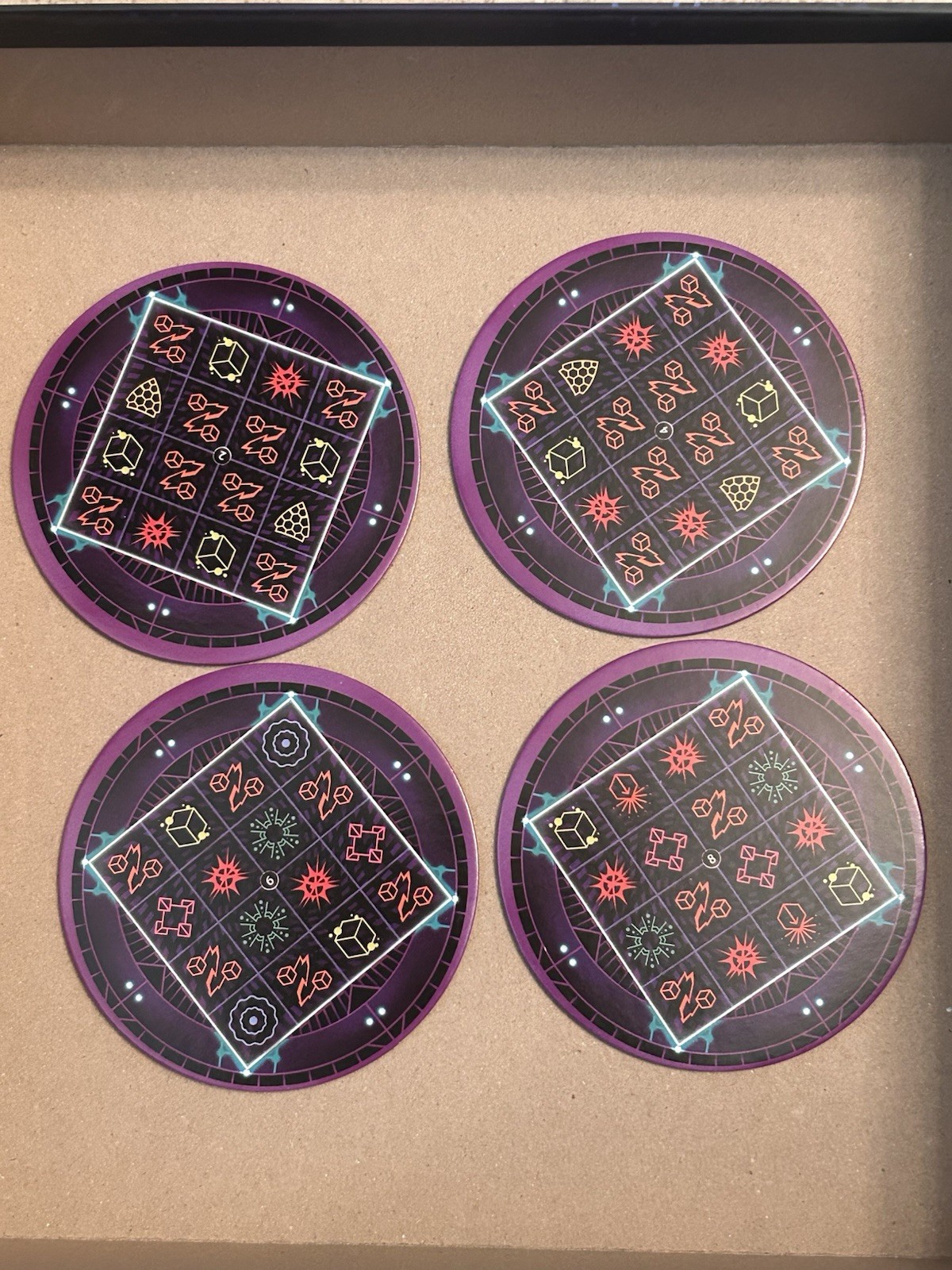 Tesseract | Cooperative Dice Manipulation Game | Board Game | Smirk & Dagger CIB