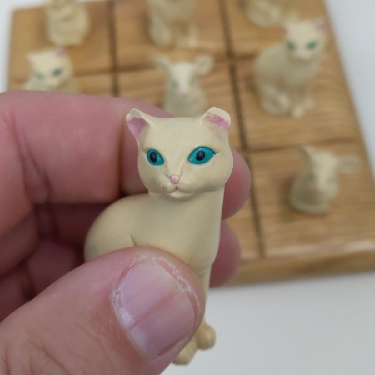 Vintage Cat Mouse Tic Tac Toe Game Wood Board Figurines Folk Art Cats Mice