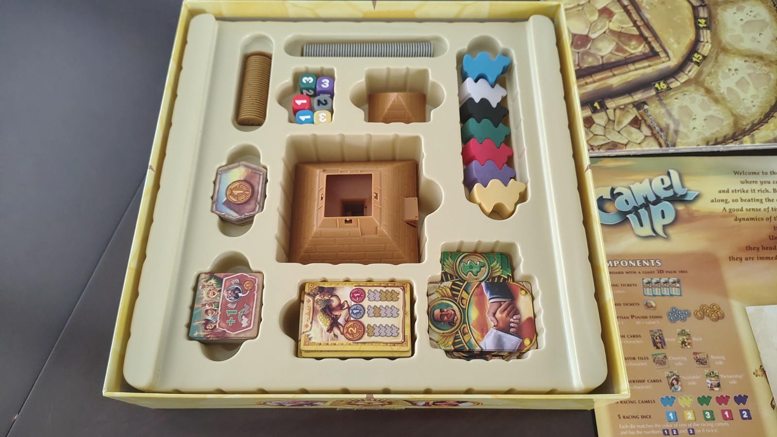 CAMEL UP BOARD GAME – 2nd ED. PRETZEL GAMES by STEFFEN BOGEN – COMPLETE
