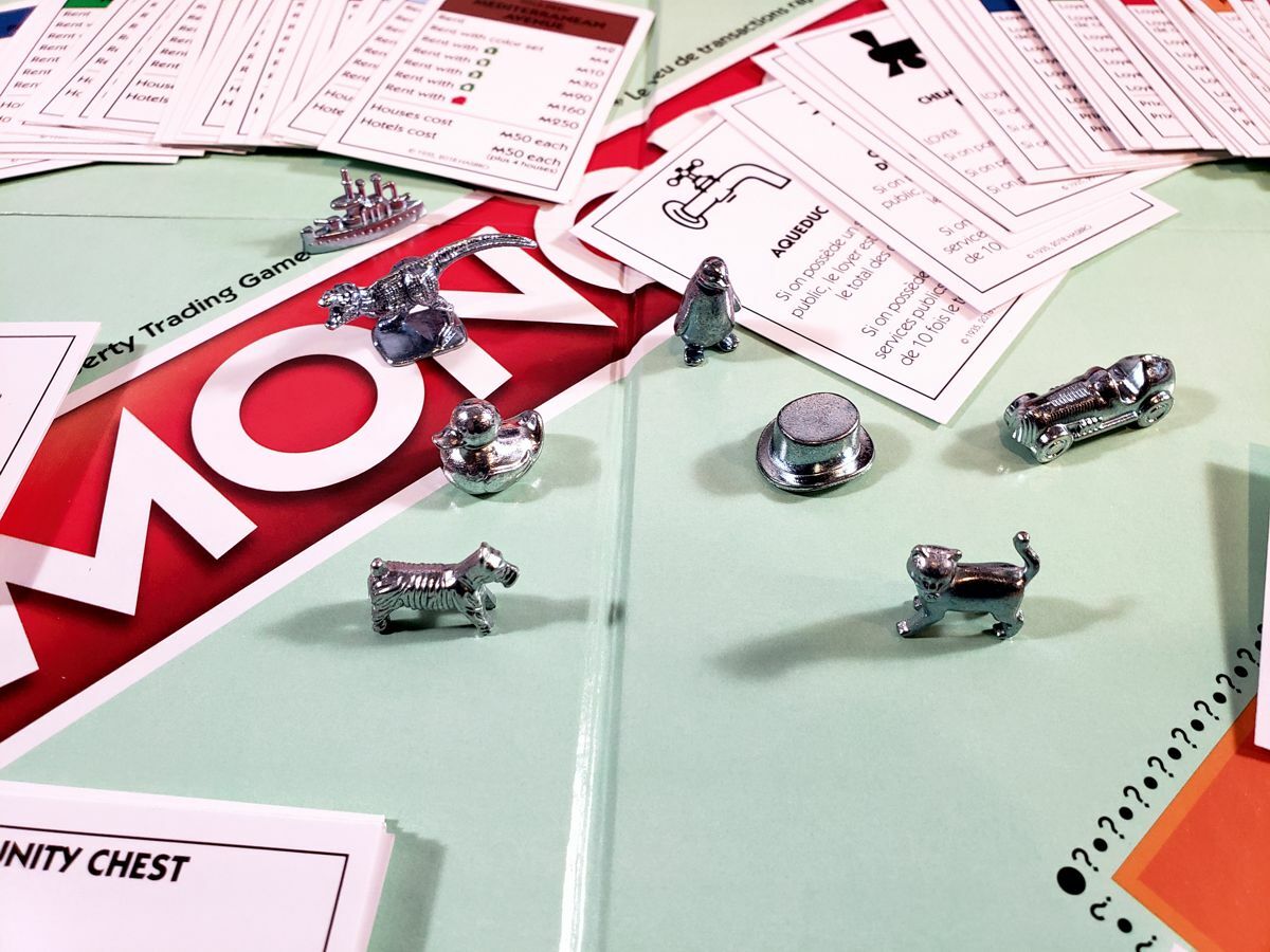 Parker Brothers Hasbro Monopoly Board Game Bilingual French / English – NEW