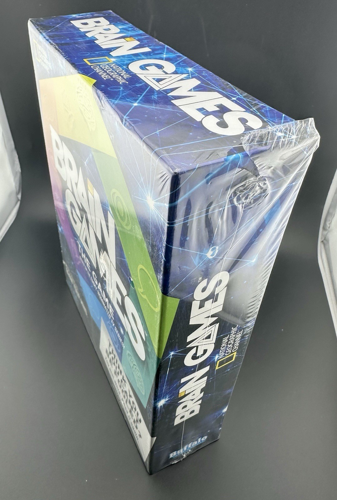 National Geographic : Brain Games The Game Ages 14+ 3-6 Players Board Game