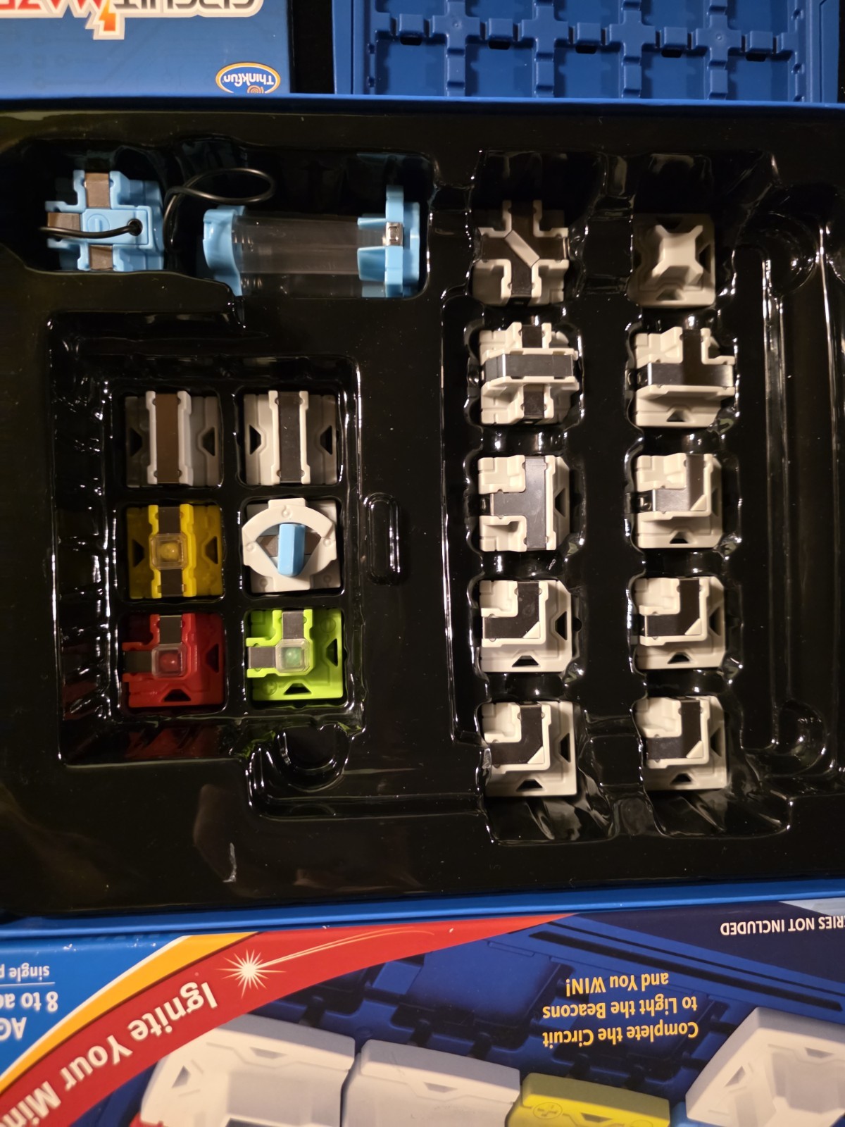 ThinkFun Circuit Maze Logic Educational Game, Single Player Ages 8+ (Complete)