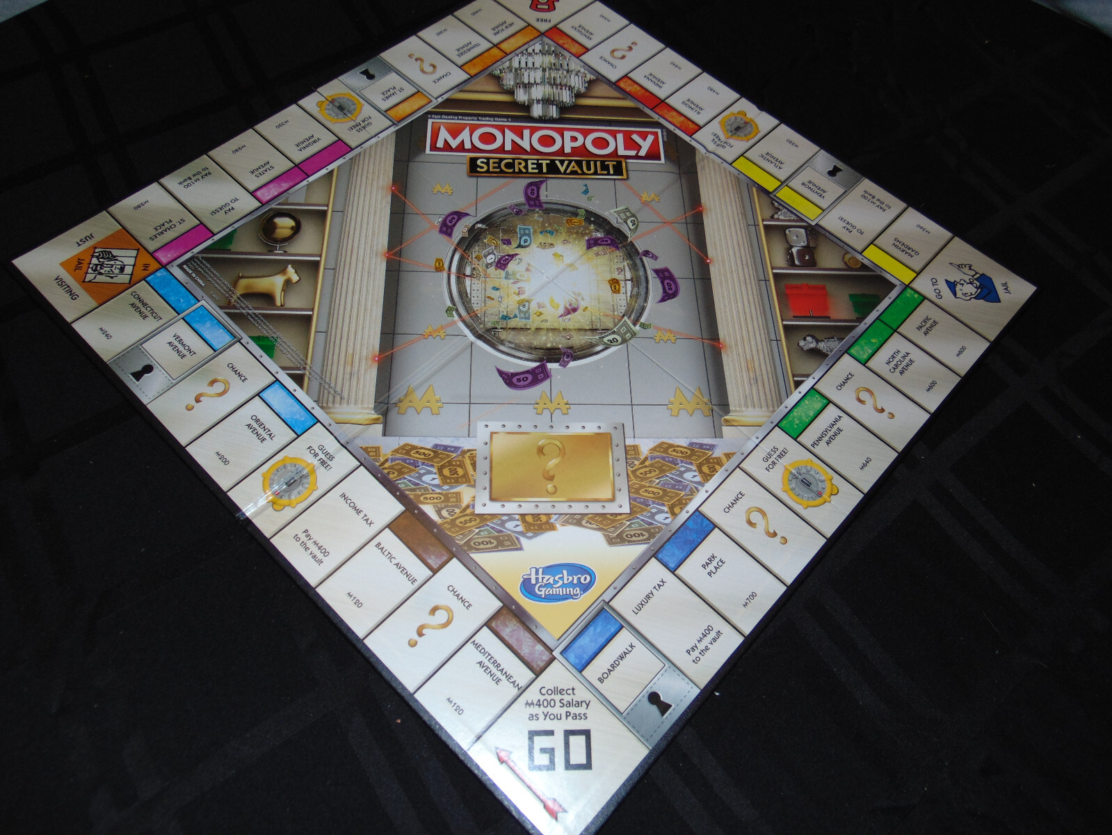 New MONOPOLY Secret Vault Board Game Ages 8+ 2-6 Players Family Board Game