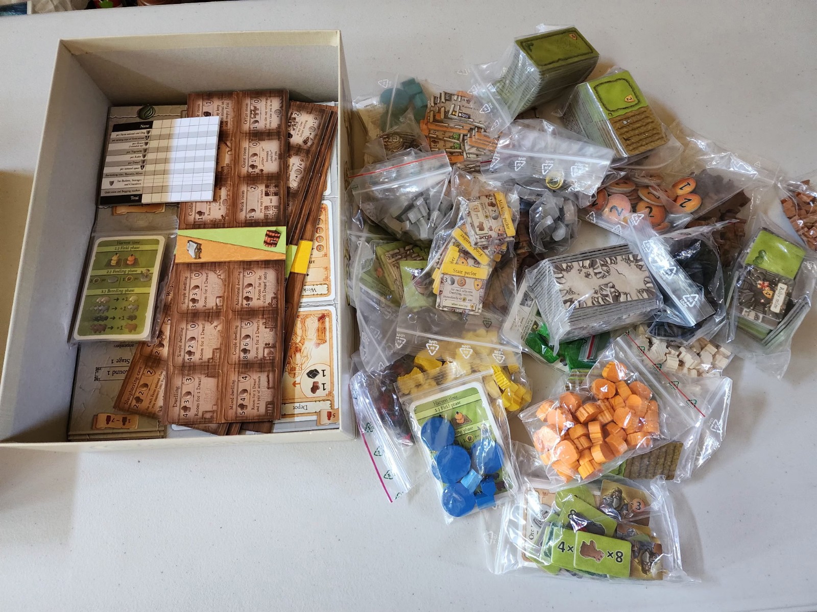 Caverna: The Cave Farmers Board Game Uwe Rosenberg Excellent Condition