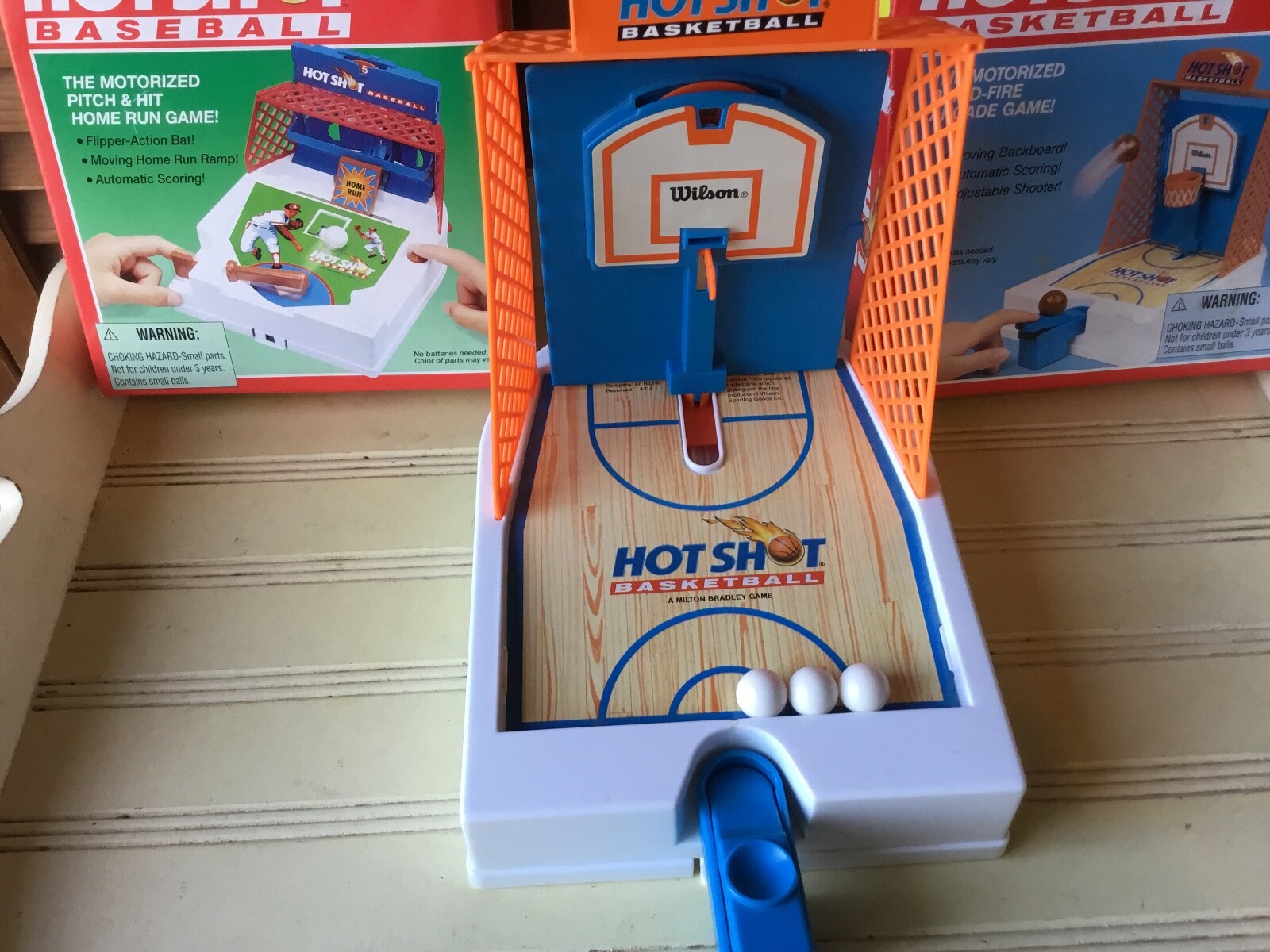 VTG MILTON BRADLEY GAMES HOT SHOT TRAVEL BASEBALL & BASKETBALL – BB HOOP USED
