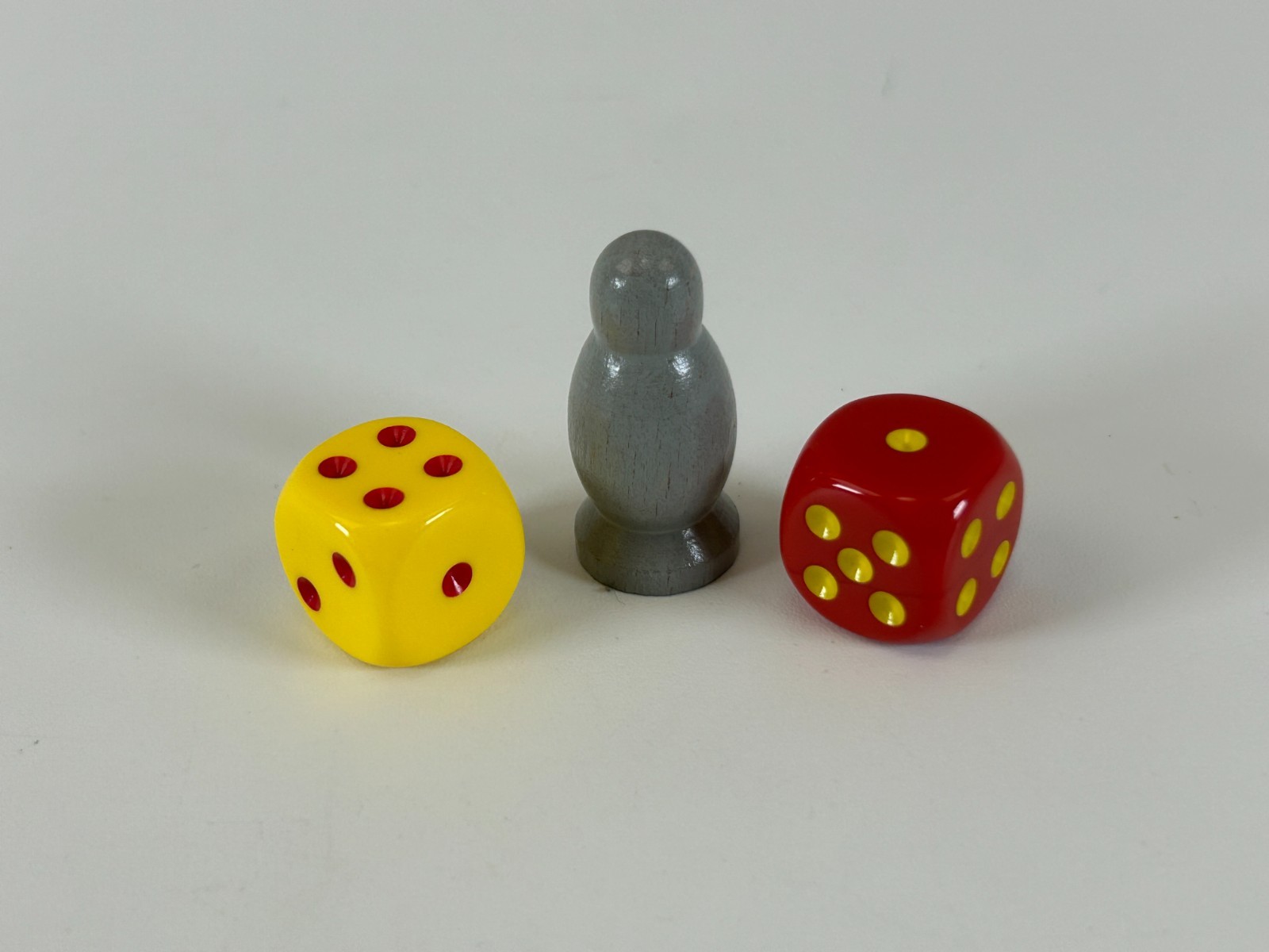 Settlers of Catan Set of 2 Game Dice & Robber Replacement Red & Yellow Preowned