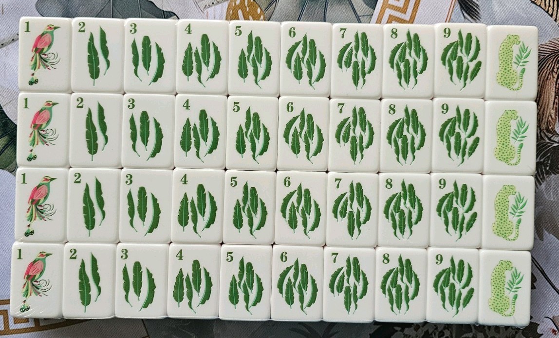 Premium Palm Royale 3 Layer Unbranded Mahjong Tiles Set 160 New