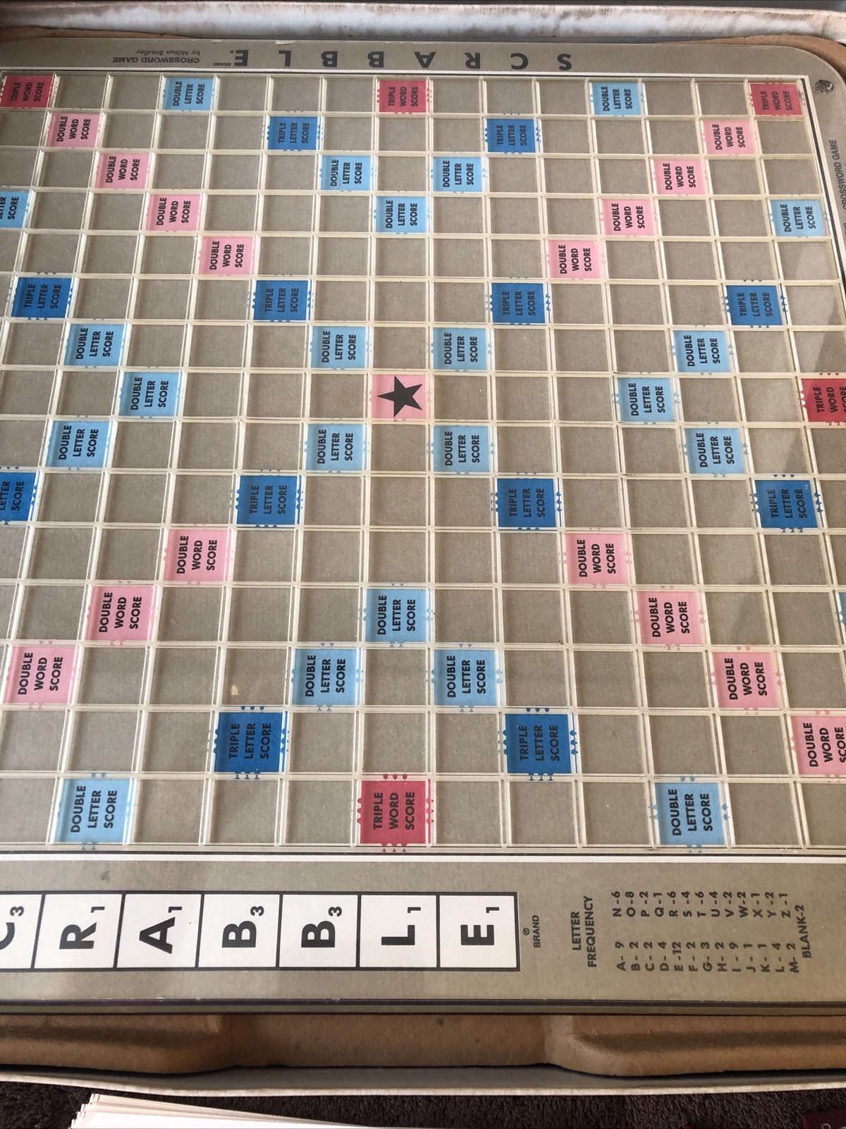 Vintage Scrabble Deluxe 4034 Rotating Turntable Board Game Wooden Tiles