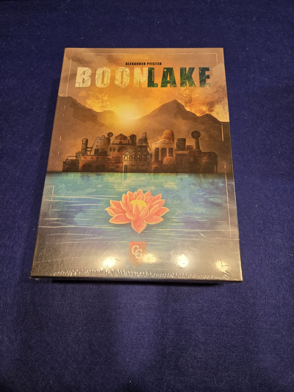 Boonlake board game NEW sealed box Boon Lake Exploration Strategy 1 to 4 players