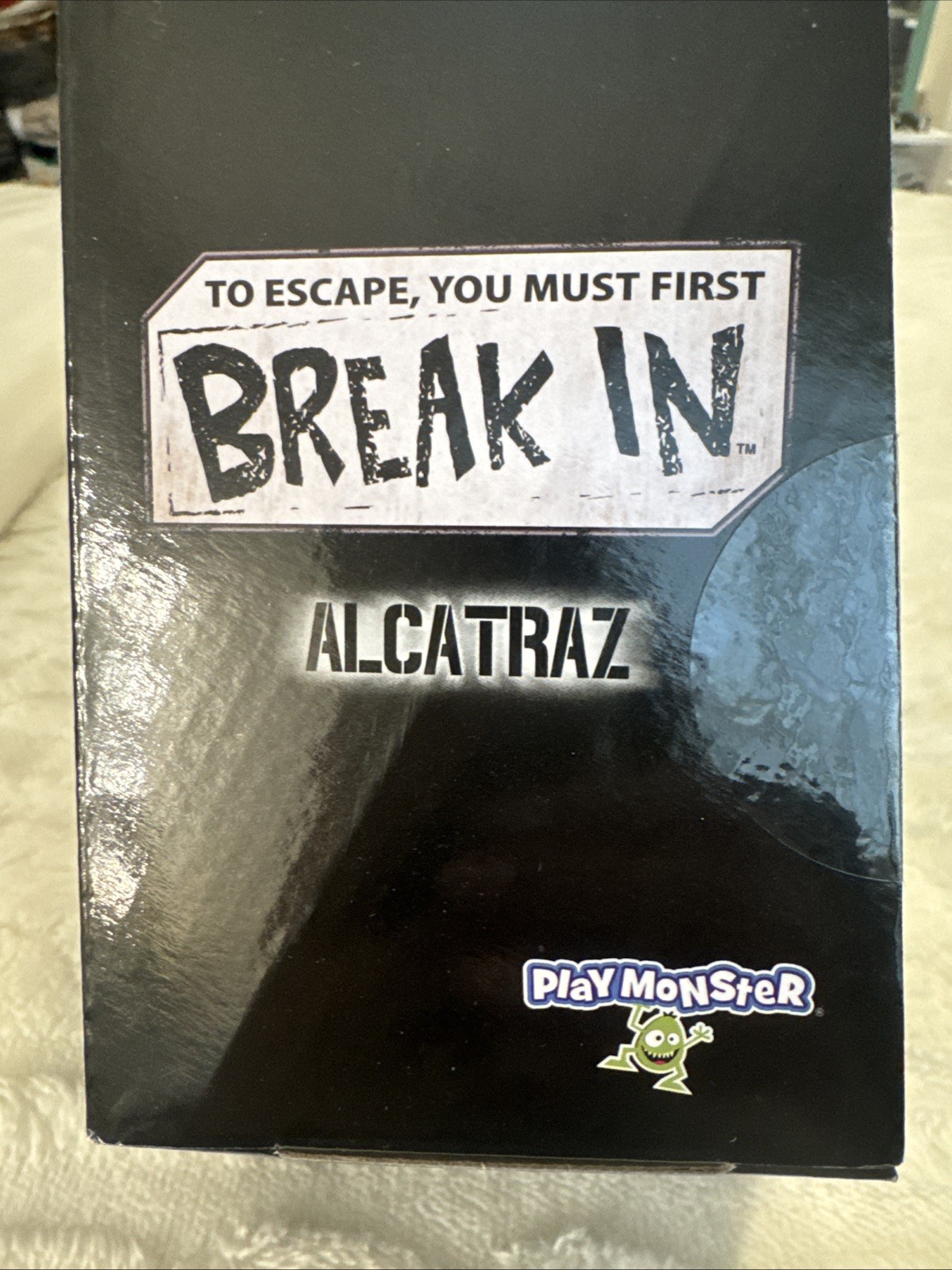 PlayMonster Break In – Alcatraz – Ages 10+ | 1-6 players NEW
