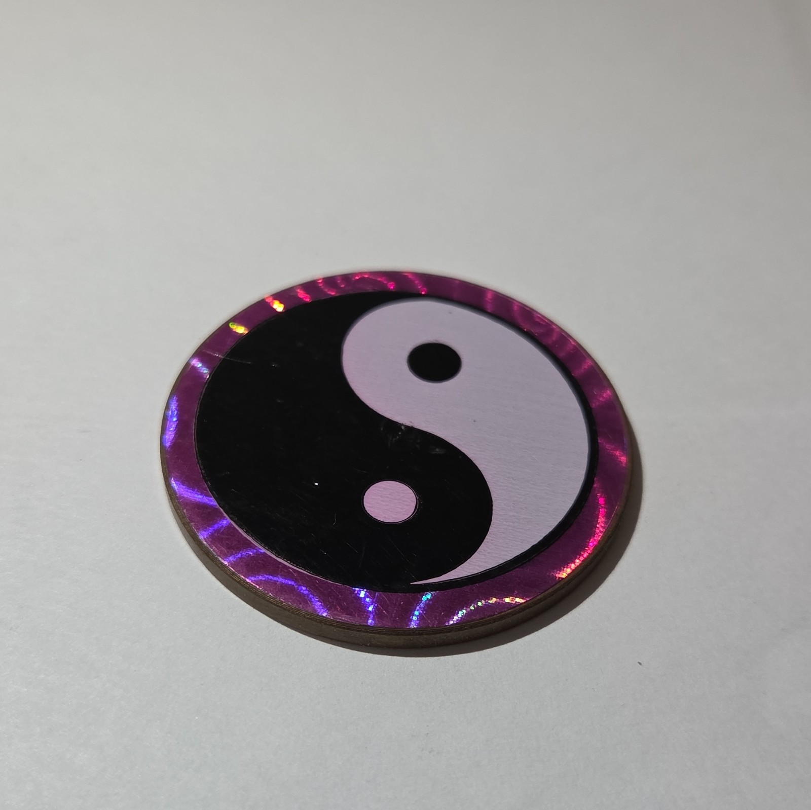 Metal Pogs Slammer Yin Yang Holographic Black & White w/ Purple Border