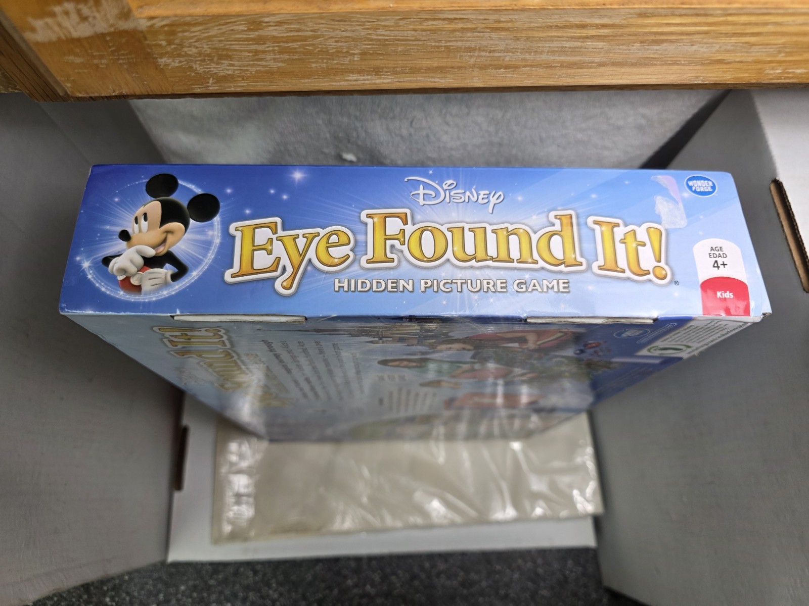 2013 Disney Eye Found It! Wonderforge Board Game ( Complete)