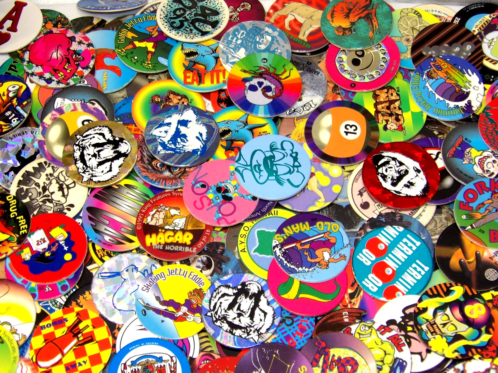 Pogs!!• 100 Pogs & 2 Plastic Slammers!• FREE SHIPPING!• See Pics & Description!•