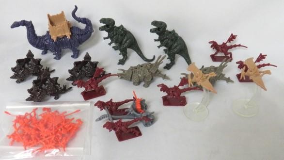 Schmidt: Die Schlacht Der Dinosaurier – Dinosaur Miniatures Board Game (NM) RARE
