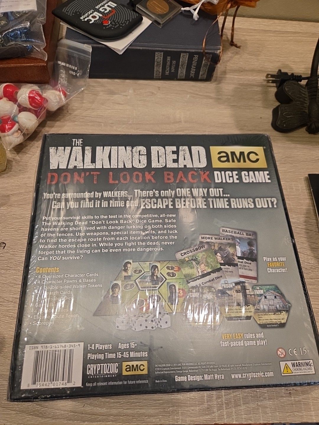 AMC The Walking Dead Don’t Look Back Zombie Dice Game New & SEALED Cryptozoic