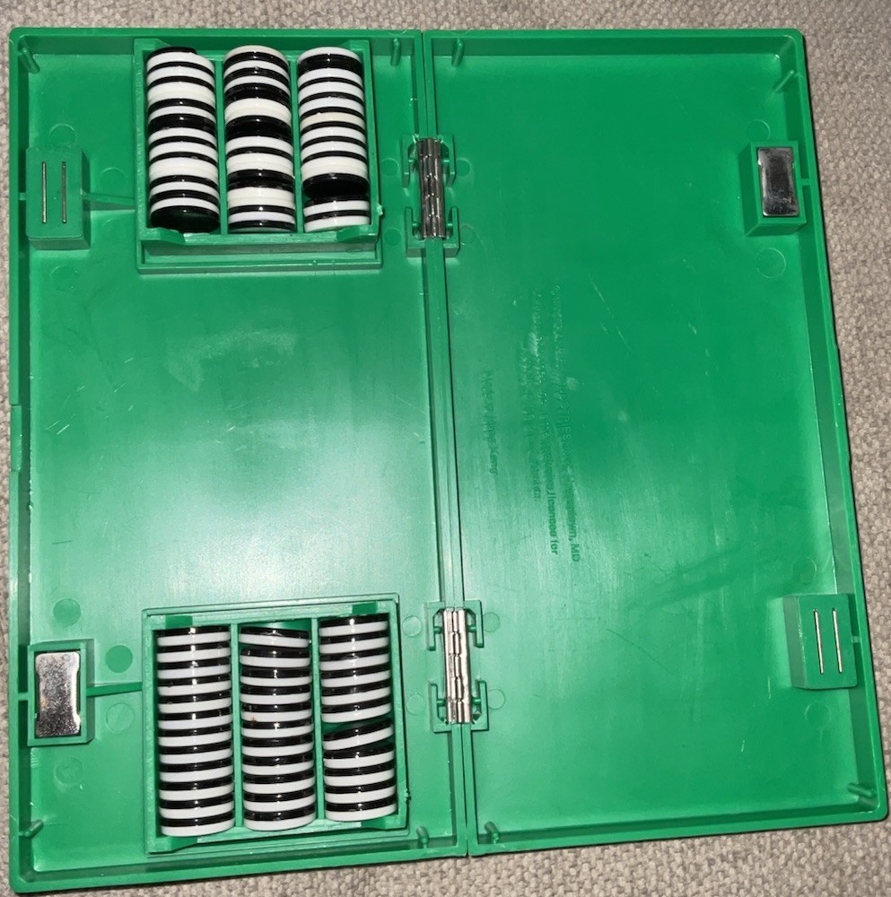 Othello – Pocket / Travel Board Game (1977 Gabriel) Complete In Box Vtg See Pics