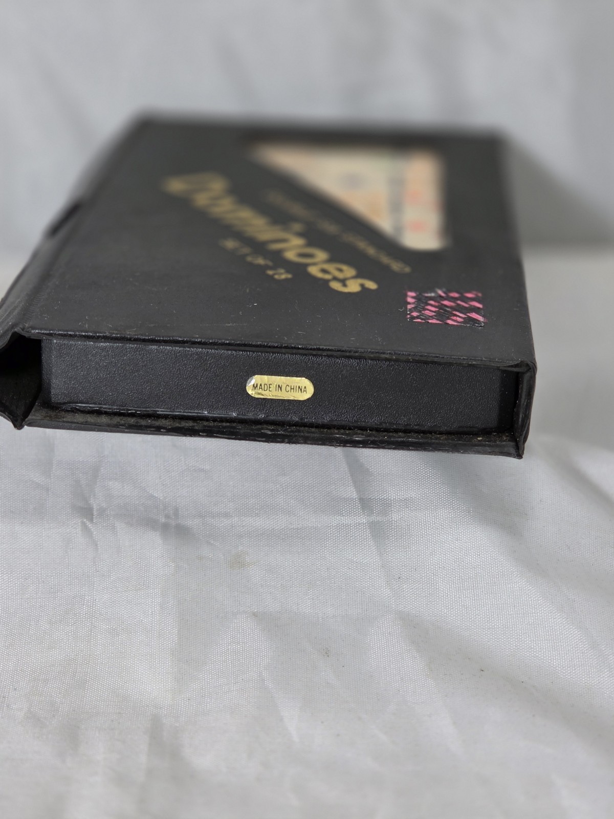 VINTAGE Dbl Six Jumbo Domino Set In Case 28 Pieces ,Ivory & Bright Colors.