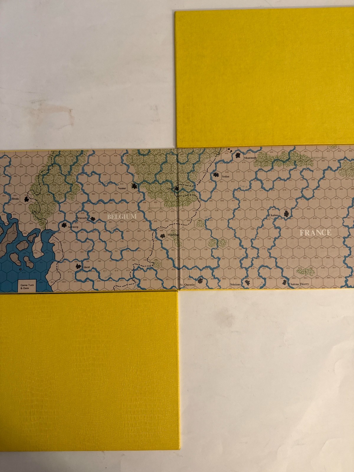 Avalon Hill – France, 1940 – Copy with Yellow Board from 1st Print Run