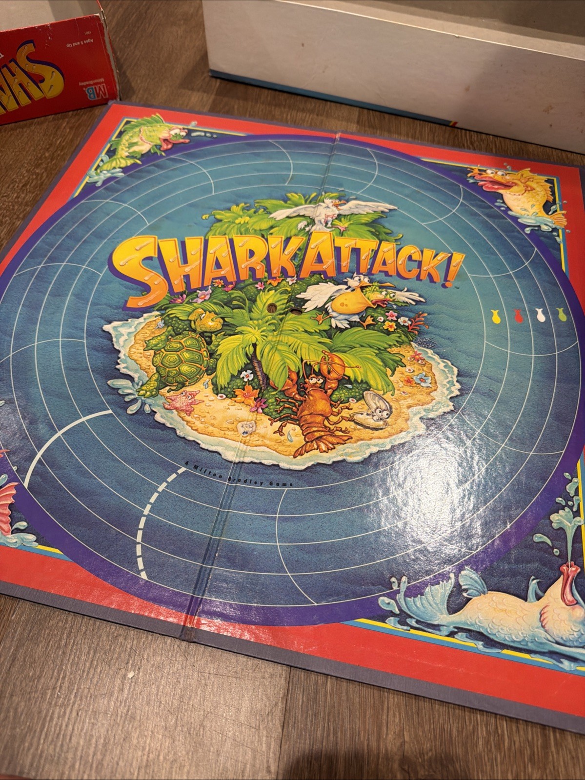 MB – Shark Attack! Vintage Board Game (1988) – GREAT! WORKS! Missing Dice