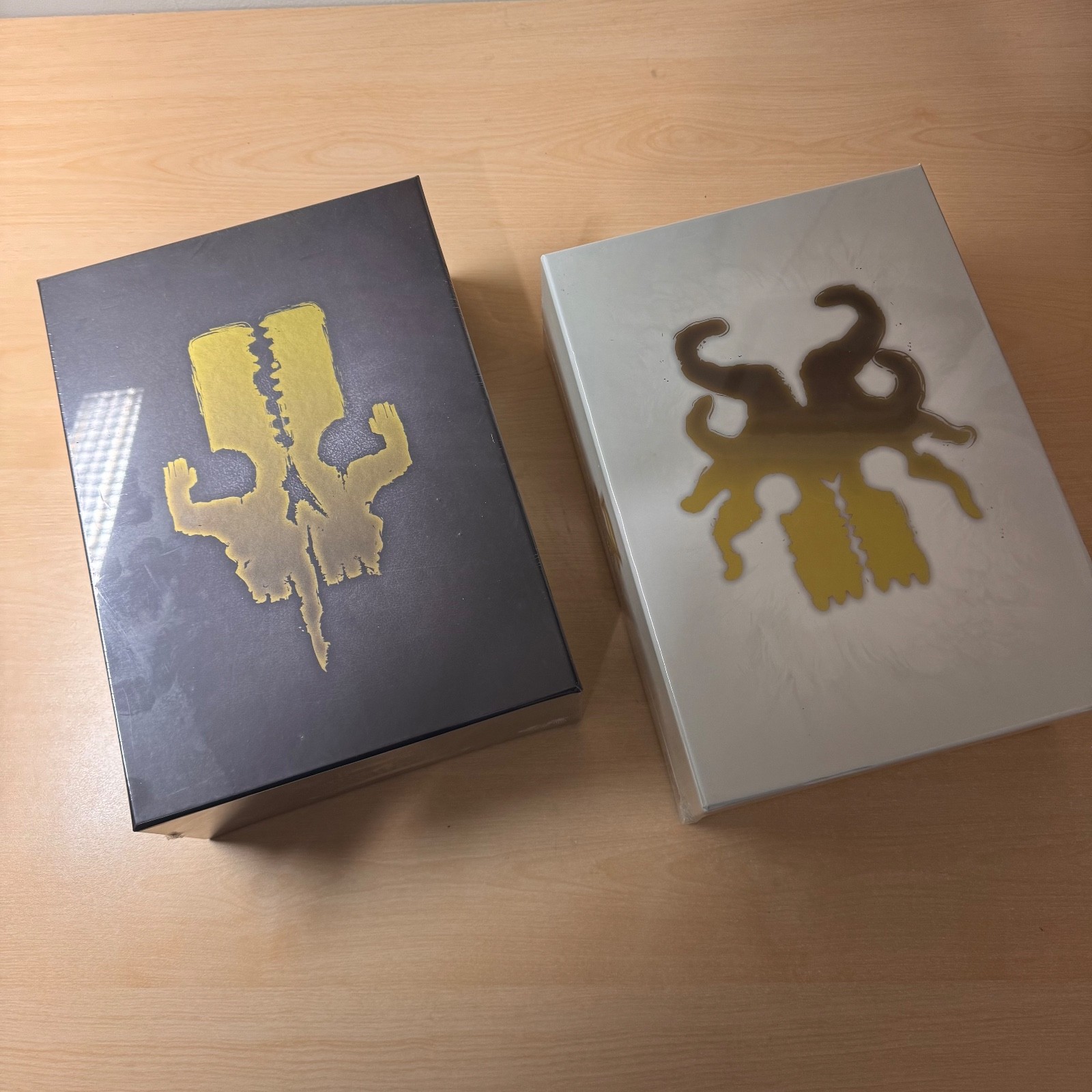 LOT – The 7th Continent board game + What Goes Up expansion NEW Kickstarter