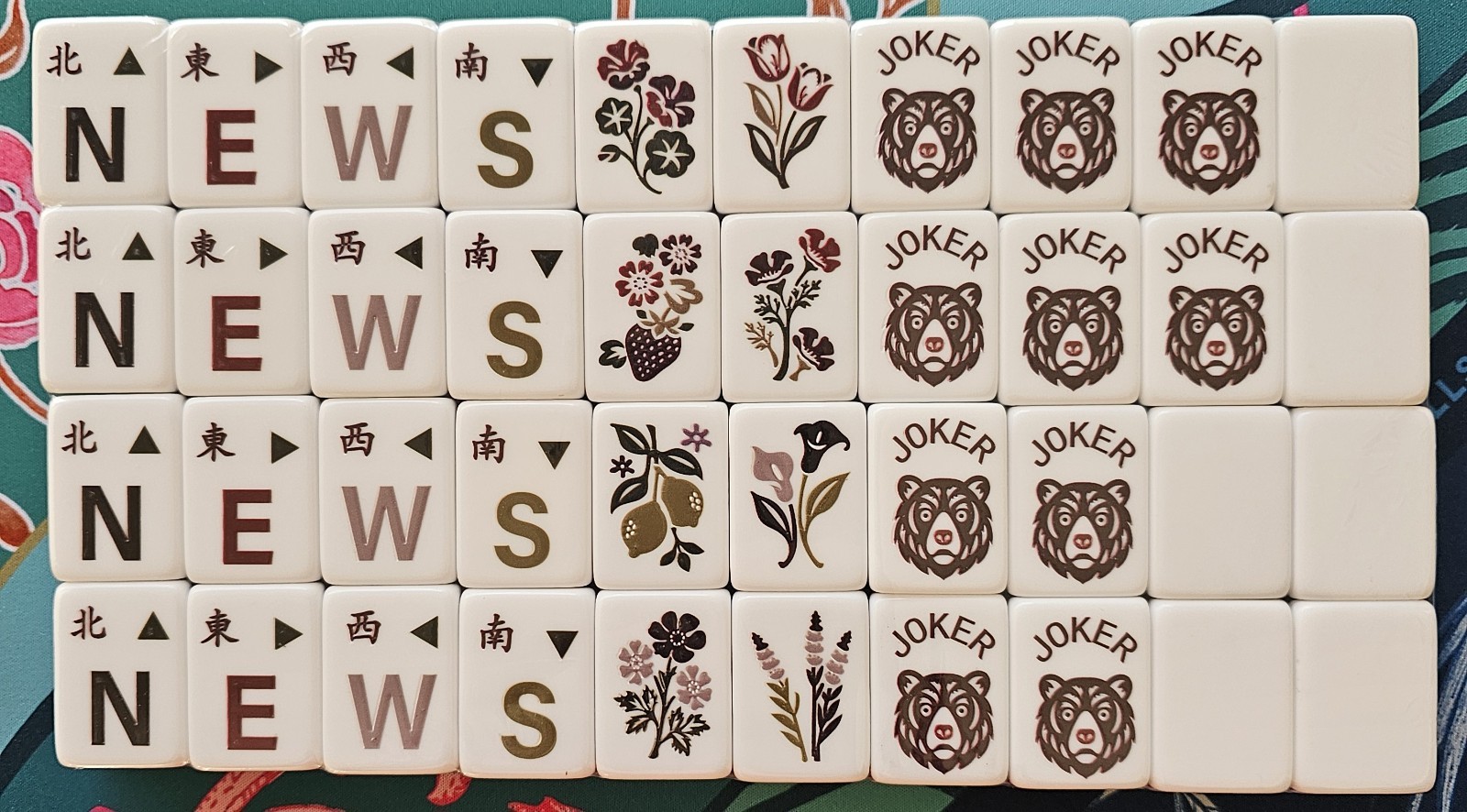 Lyla Inspired Navy Backed 4 Layer Engraved American Mahjong Set, 160 Tiles