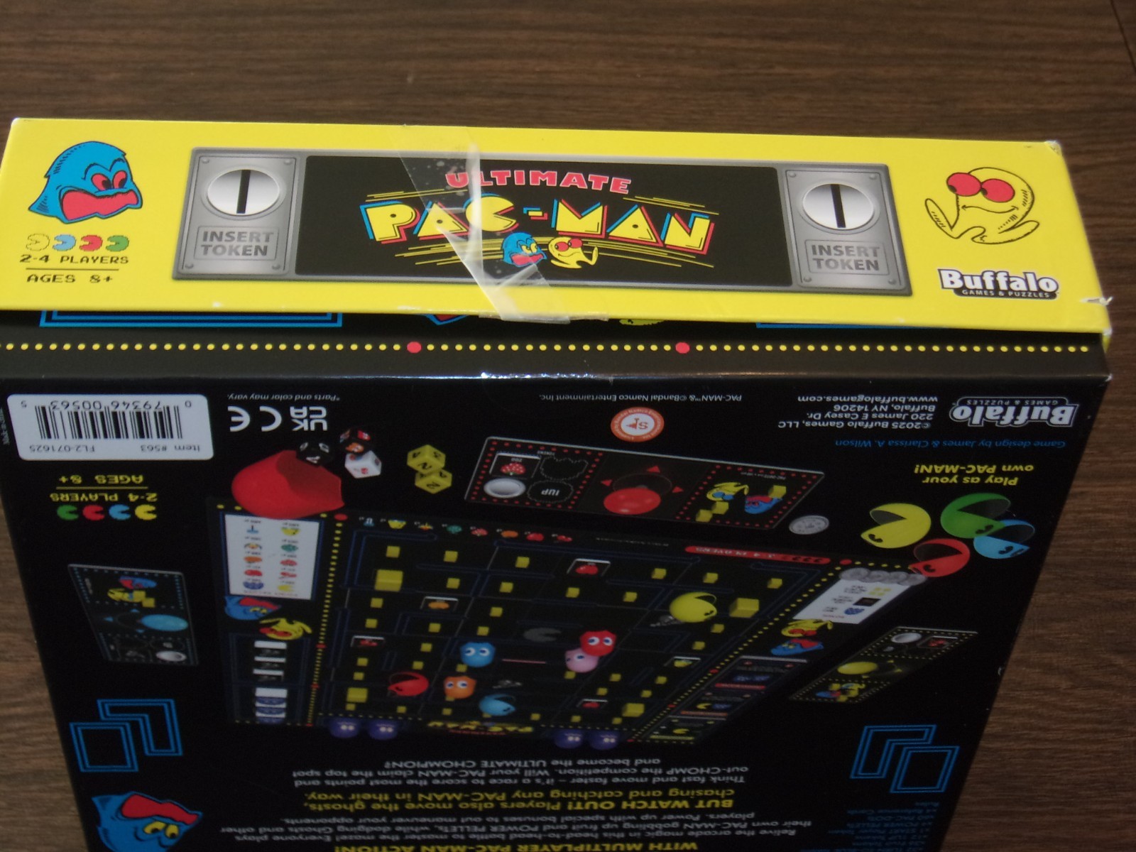 Ultimate PAC-MAN Board Game Retro Arcade Classic By Buffalo Games and Puzzles