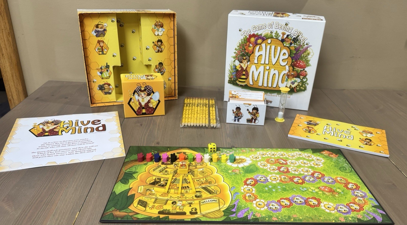 Hive Mind Board Game Game Of Beeing Alike 1st Edition Richard Garfield complete