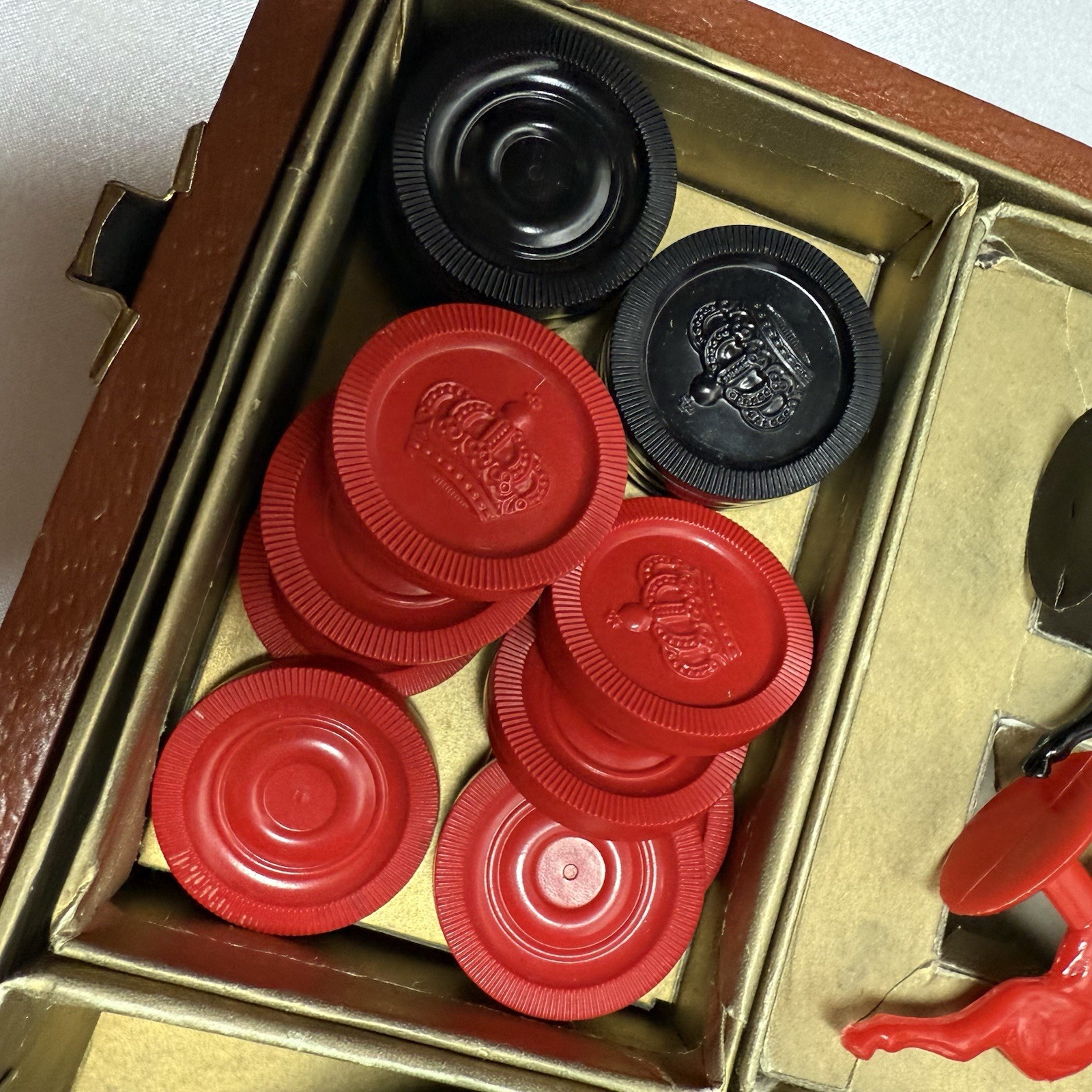 Vintage Game Casino Roulette Chess Chips Horse Racing Derby Set H. BARON CO.