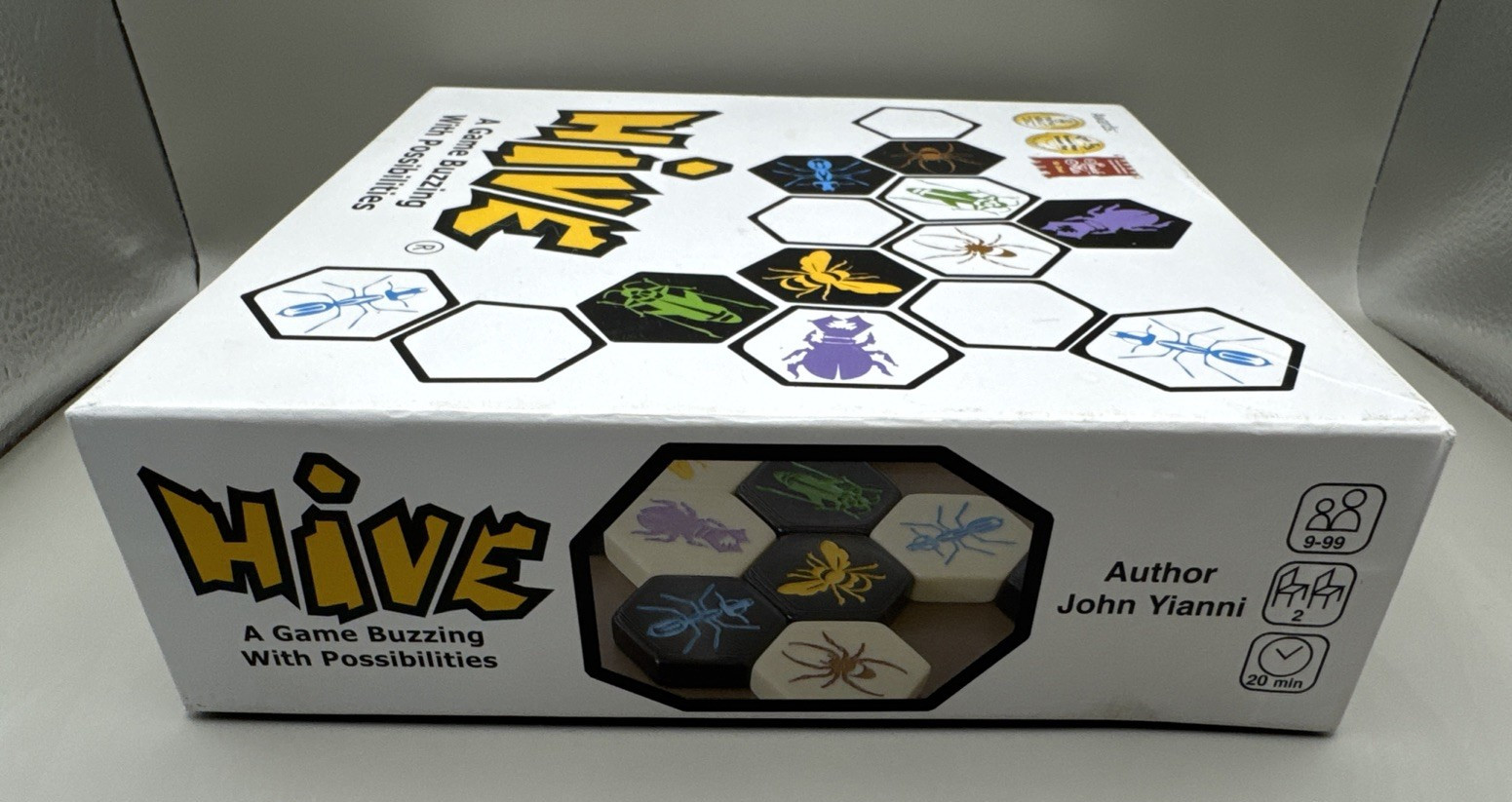 Hive Board Game by John Yianni Smart Zone Games – Complete + Travel Bag Gen42