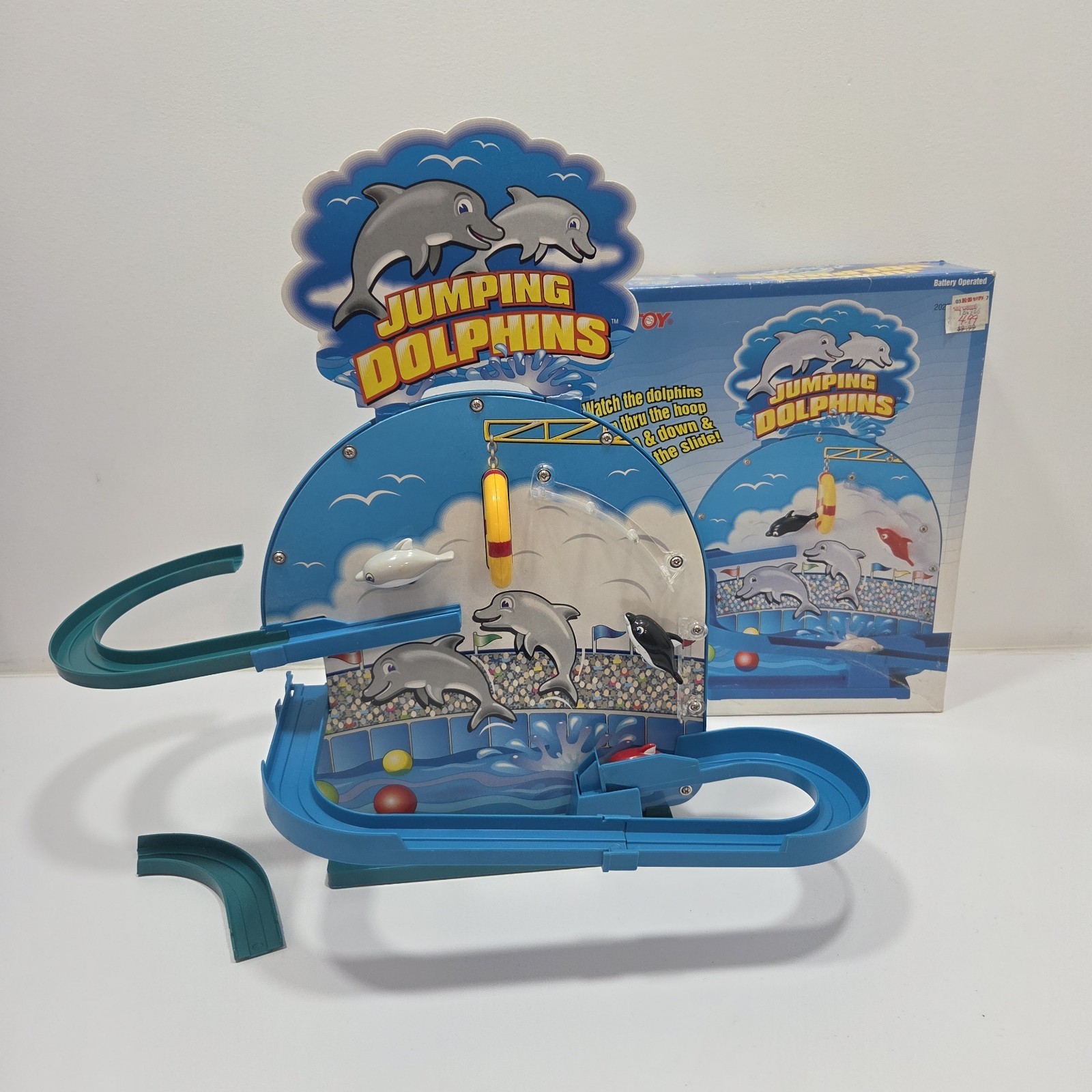 1995 Jumping Dolphins Game DY Toy Works See Video Has Broken Piece (For Parts)