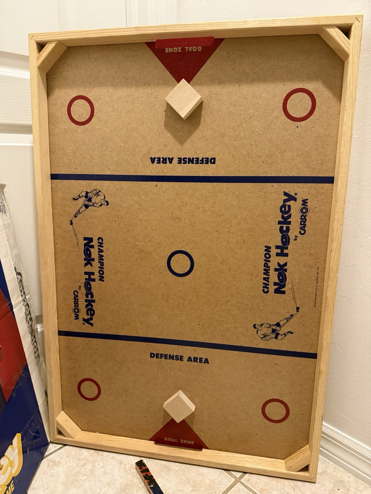 COMPLETE 1980s Carrom Nok-Hockey Board Game w/Original Box Wooden Table Hockey