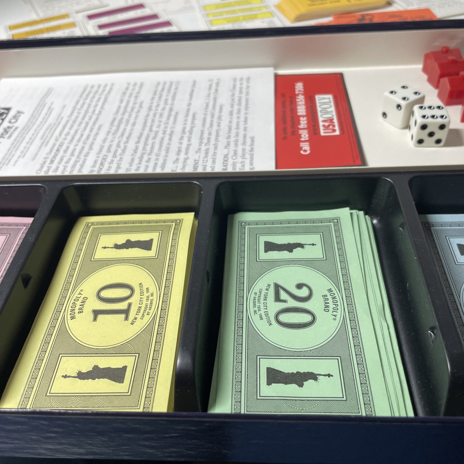 Monopoly 1998 New York City Edition Complete Preowned Very Good Condition