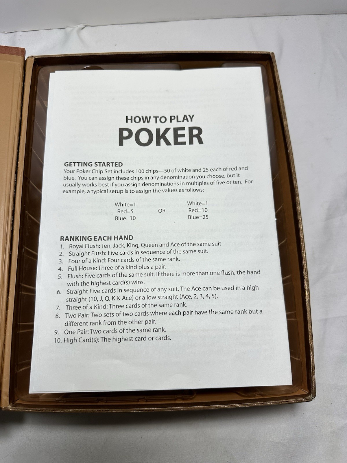 Library Games Collection Poker Set XC6724BR – 2012 EB Brands – New Open Box!