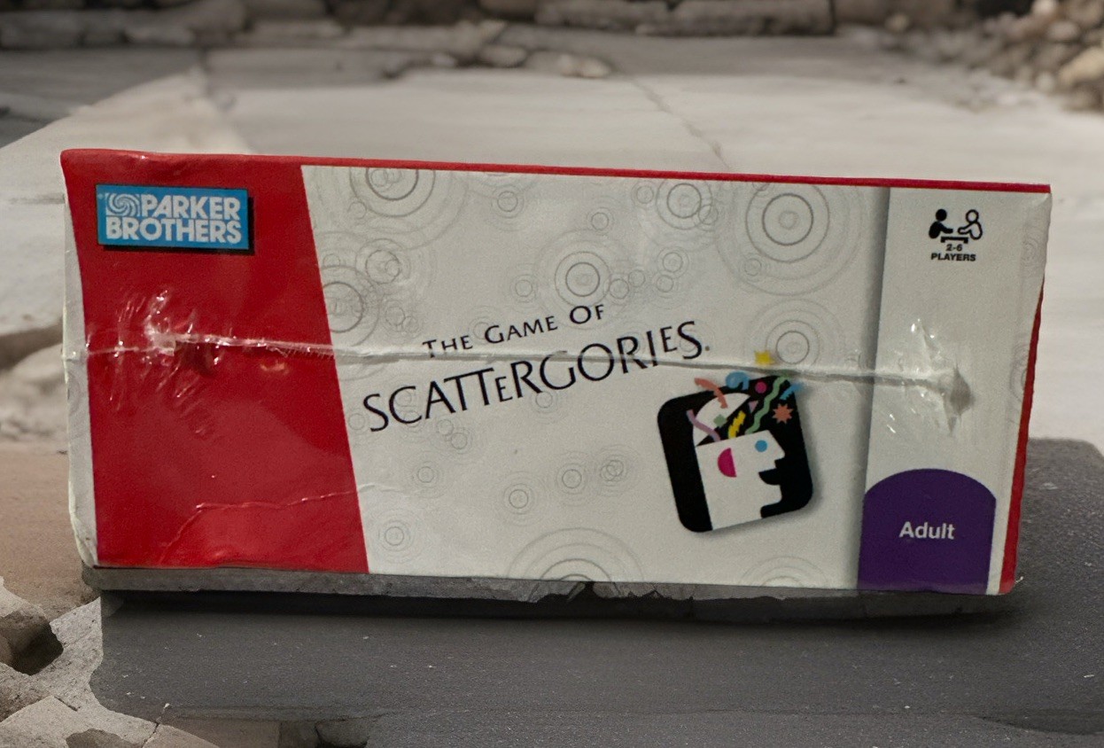 New sealed 2009 The Game of Scattergories Parker Brothers Electronic Awesome