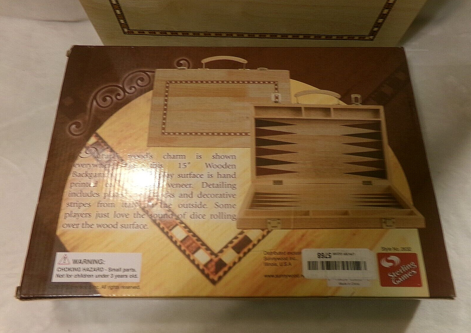 NWOT/NIB STERLING GAMES 15″ WOODEN BACKGAMMON SET – Style #2632