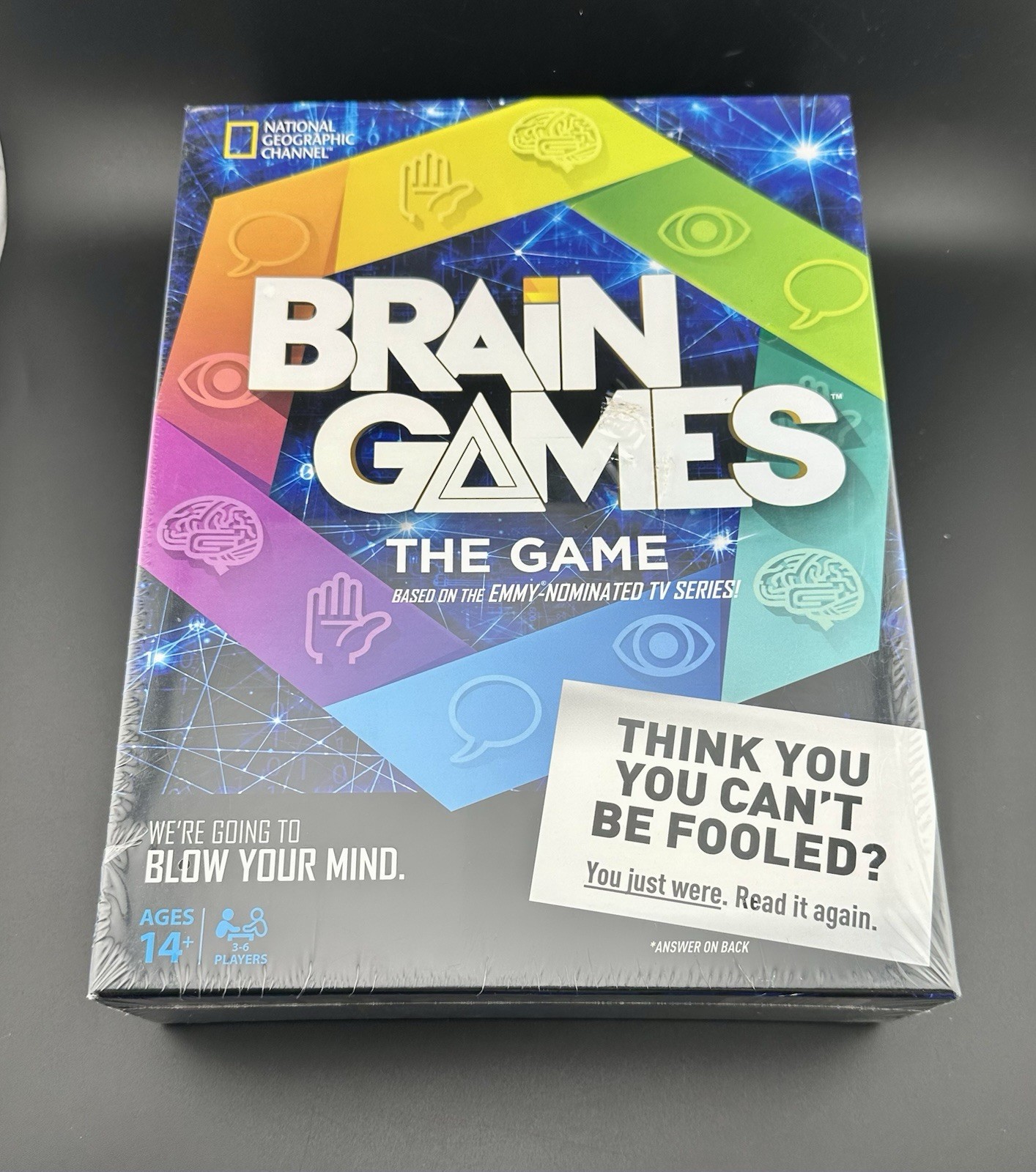 National Geographic : Brain Games The Game Ages 14+ 3-6 Players Board Game