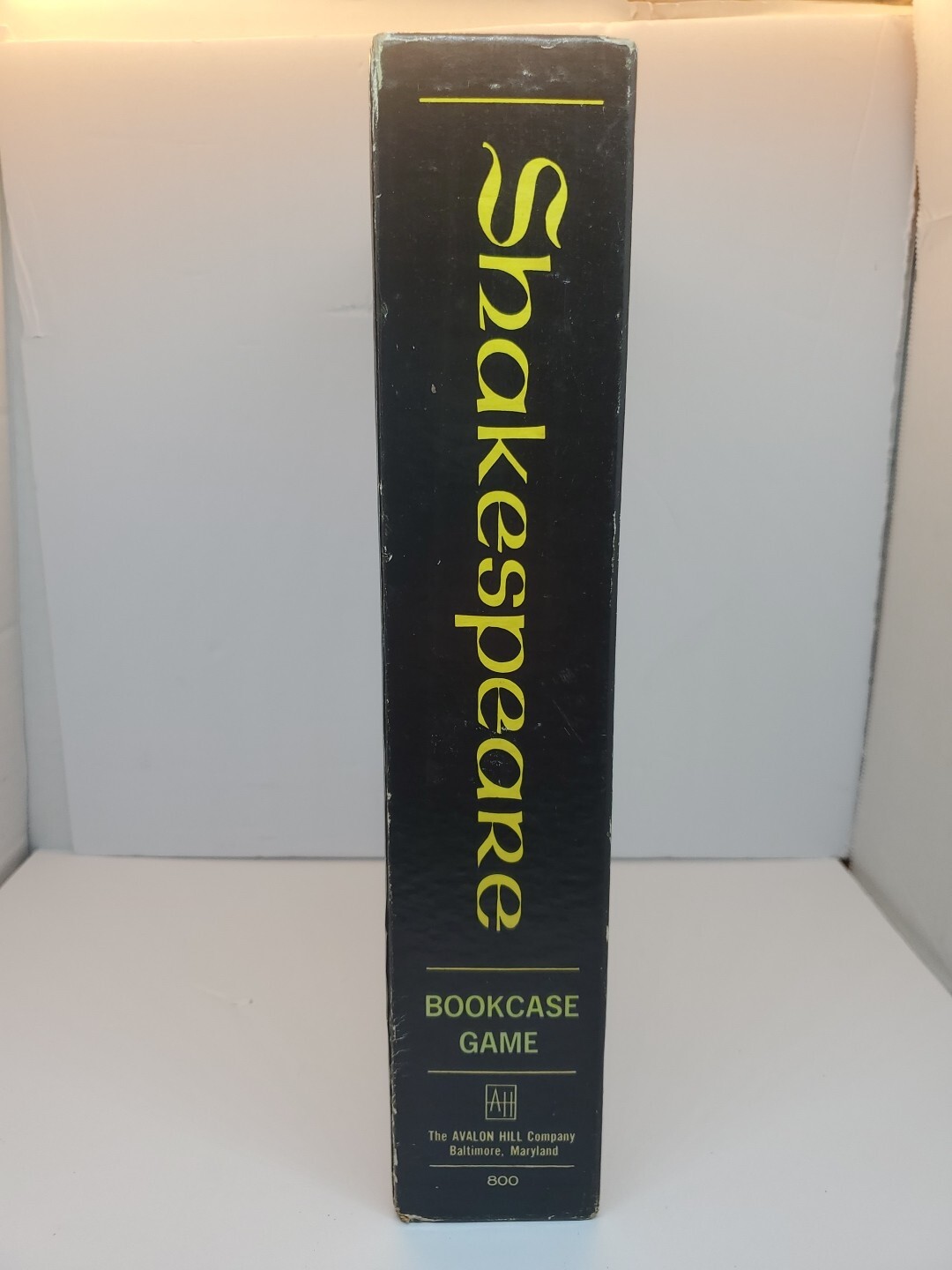The Game of Shakespeare Avalon Hill Co Vintage 1966 Bookshelf Game