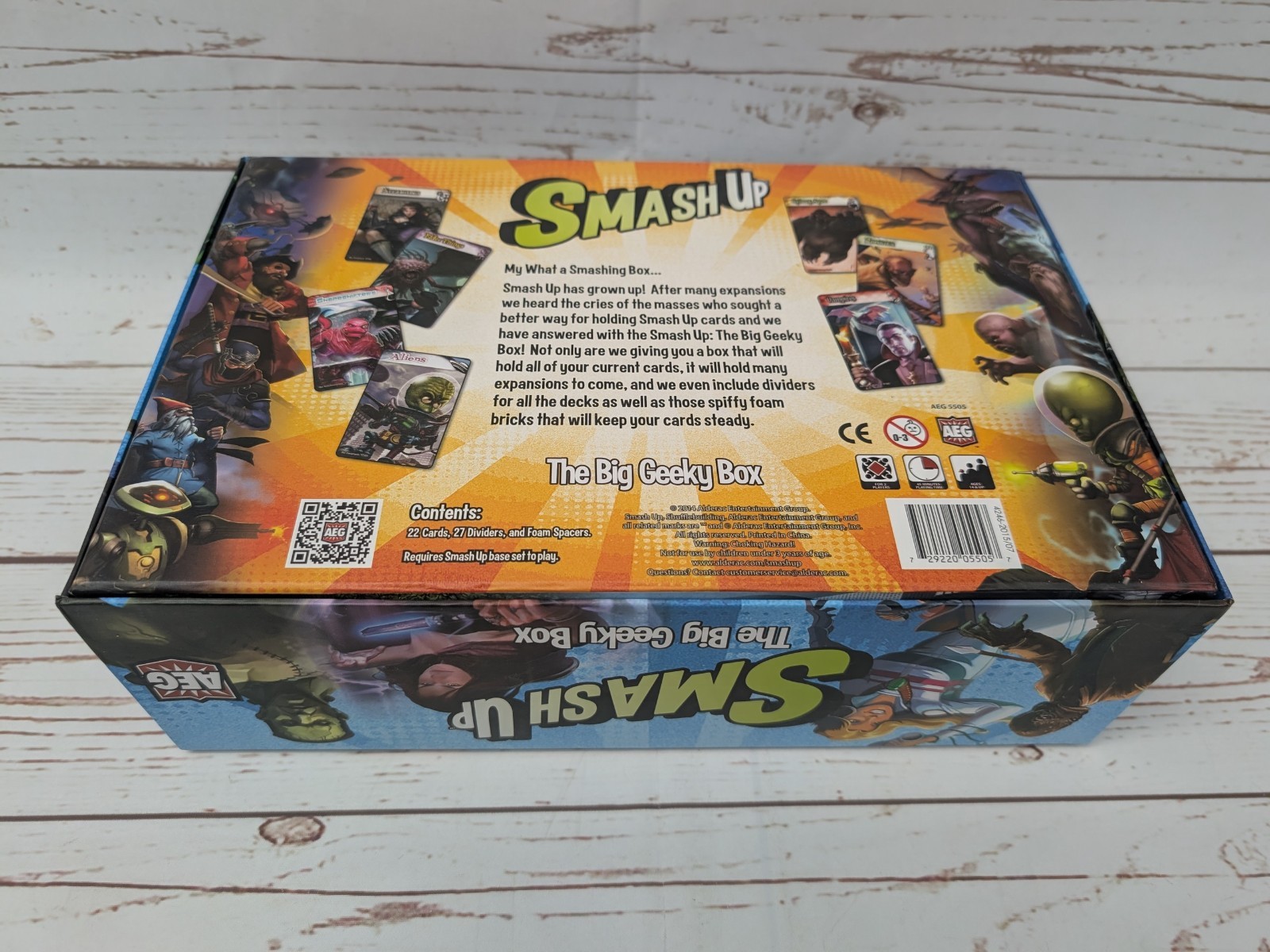 Smash Up Board Game Card Game Original Base Set & Big Geeky Box AEG *1 Bent Card
